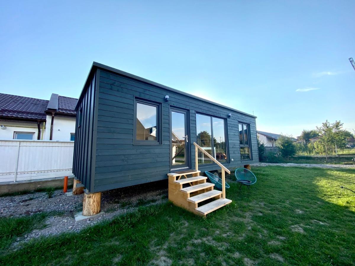 Pixel - Tiny Campus Villa Tirgu Secuiesc Exterior photo