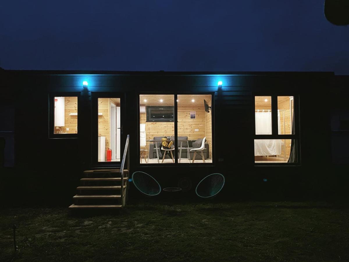 Pixel - Tiny Campus Villa Tirgu Secuiesc Exterior photo
